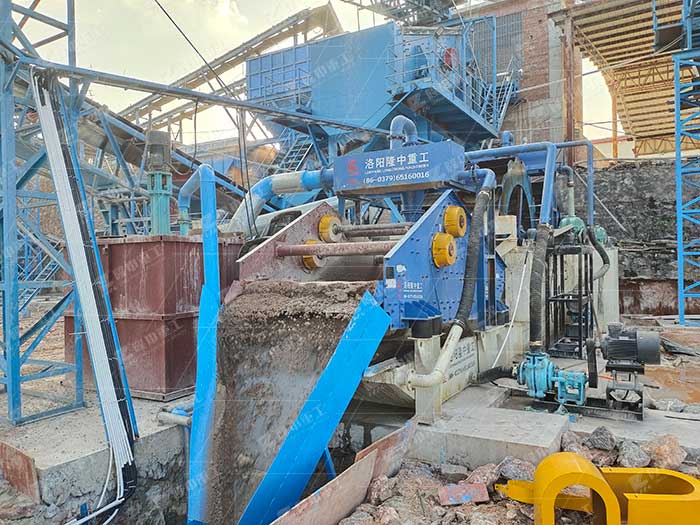 湖南洗砂脫水篩分零排放生產(chǎn)現(xiàn)場