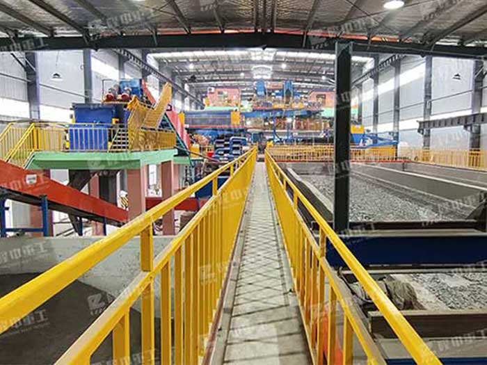 新安年產(chǎn)10萬噸垃圾焚燒爐渣項(xiàng)目現(xiàn)場